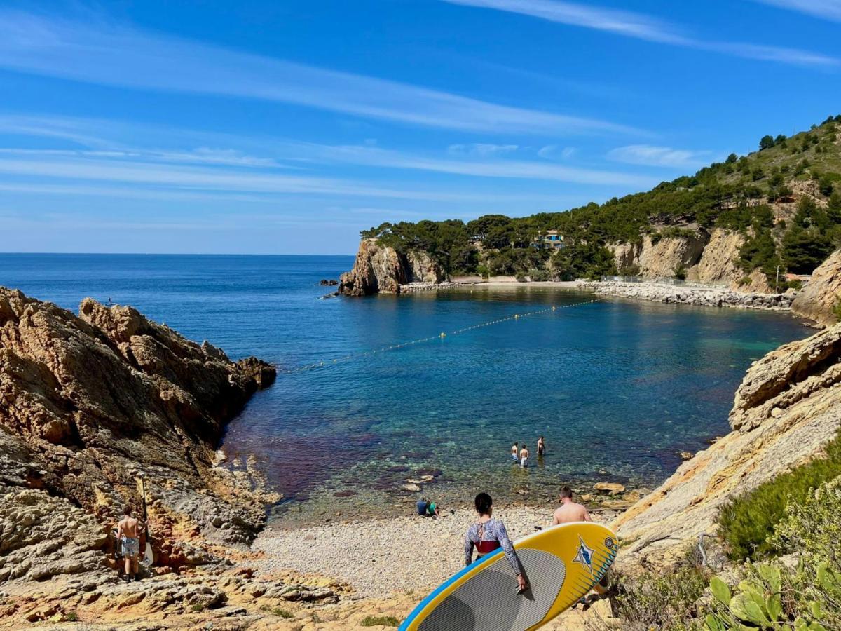 Appartement Au Calme, Calanque Des Figuieres 昂叙埃拉雷东 外观 照片