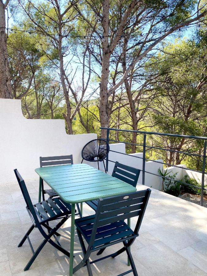 Appartement Au Calme, Calanque Des Figuieres 昂叙埃拉雷东 外观 照片