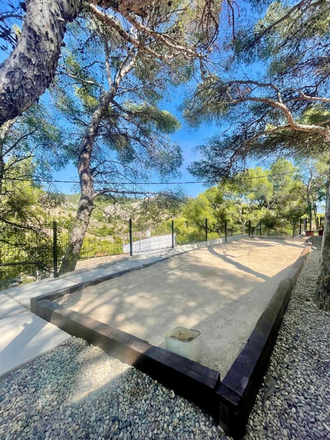 Appartement Au Calme, Calanque Des Figuieres 昂叙埃拉雷东 外观 照片